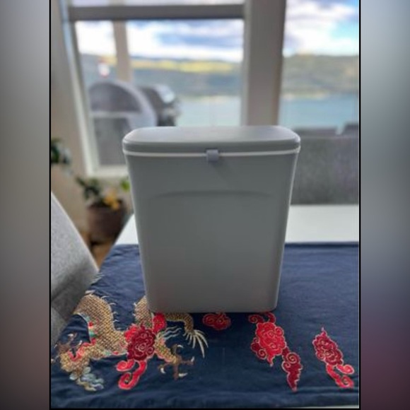 🆕 Hanging Garbage Can (Vehicle) - Picture 3 of 6